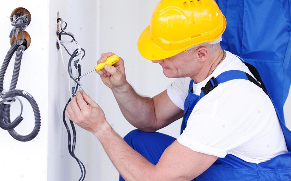électricien installateur Paris 10
